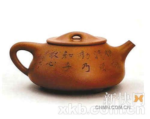 顧景舟制、吳湖帆書畫的相明石瓢壺，在2010年中國嘉德的拍賣會上拍出1232萬元。