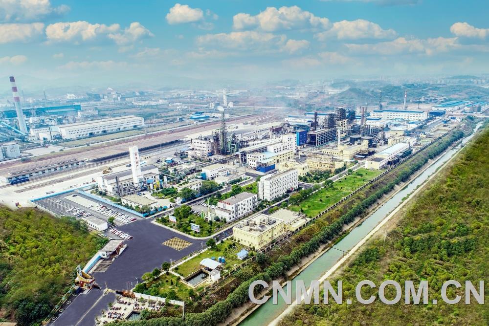 日前，水口山有色金屬有限責(zé)任公司的"水口山鉛錠"被湖南省市場監(jiān)督管理局確認(rèn)為2023 年度"湖南名品"，標(biāo)志著該公司品牌影響力和市場競爭力持續(xù)提升。