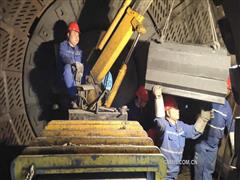 銅陵有色銅山銅礦分公司順利實(shí)現(xiàn)“時(shí)間過半、任務(wù)過半”目標(biāo)